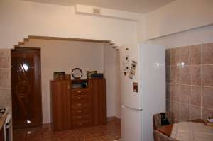 SCHIMB 2 CAMERE CU 3 SAU 4