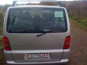 vand mercedes v 220  sau schimb