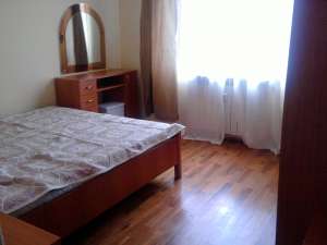 INCHIRIERE 3 CAMERE TITAN LUX