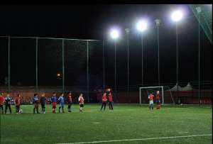 Inchiriem teren sintetic de fotbal