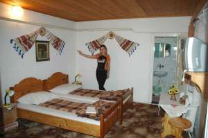 Inchiriere cabana revelon in Apuseni