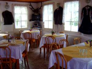 Inchiriere cabana revelon in Apuseni