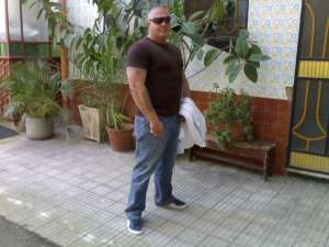 sant interesat de un loc de munca ca agent de paza in strainatate am stagiul facut in legiunea franc