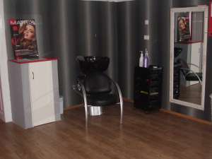 Vand salon de infrumusetare cluj ultracentral