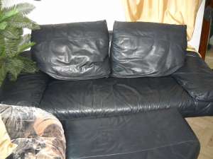 Vand set canapea piele 4piese. Model deosebit!