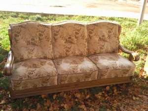 Vand canapea cu schelet de lemn. MODEL DEOSEBIT