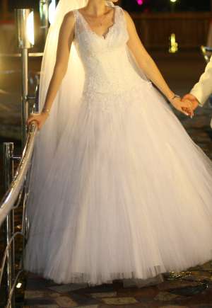 Vand rochie de mireasa NANETTE marimea 36-38