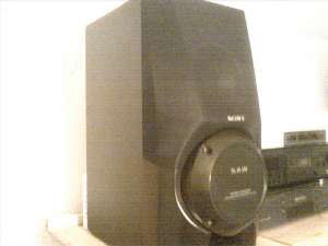 Boxe Sony cu amplificare interna pt frecventele joase(bass)
