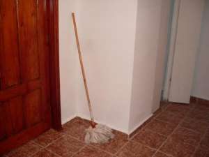 Vand garsoniera in Bloc de apartamente inNavodari