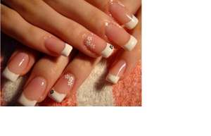 Aplic unghii false cu gel