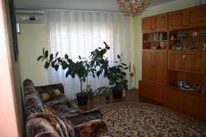 Vand apartament cu 3 camere in orasul Navodari