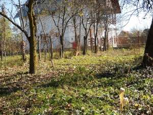 vand teren in breaza 700mp