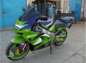Kawasaki ZX6R