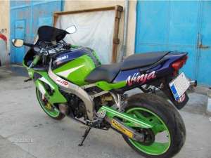 Kawasaki ZX6R