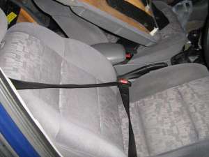 Dezmembrez Opel Vectra B2