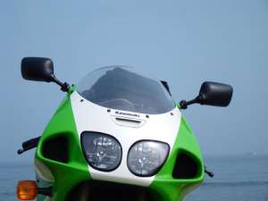 KAWASAKI NINJA ZX7r