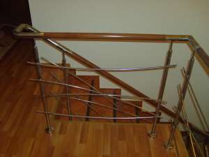 Balustrade inox cu insertie de lemn