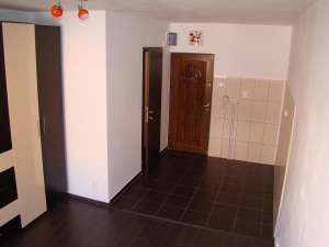 Vand garsoniera tip studio 24mp nou renovata
