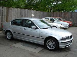 vand BMW 323 - 5300 eur negociabil