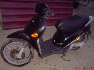 vand scuter piaggio liberty