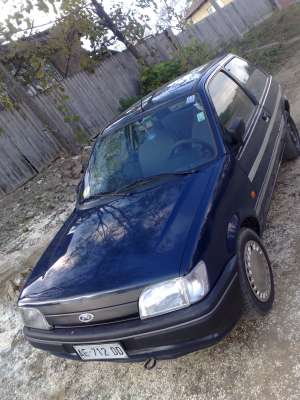 Vand Ford Fiesta 700 Euro