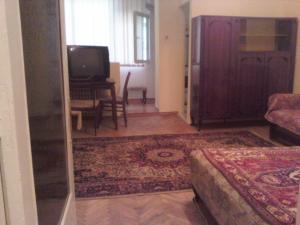 garsoniera Tatarasi,    renovata still occidental,   complet mobilata