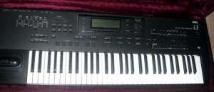 Vand urgent Korg i3 cu HD / 350 euro