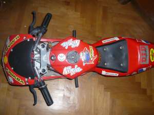VAND MOTOCICETA PT COPII PE ACUMULATORI