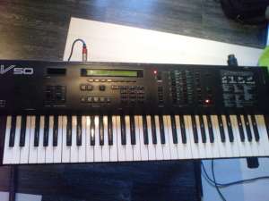 Orga Yamaha V50