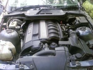** Vand bara fata bmw e36 coupe - bara fata sedan - bara spate - aripa - capota - interior - amortiz