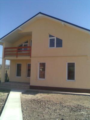Construim case din lemn