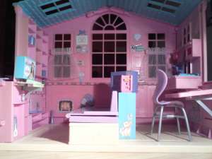 Casa de papusi Barbie