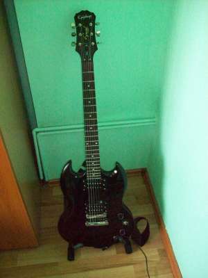 vand chitara electrica Epiphone SG Special +amplificator Randall KH15 Kirk Hammet signature series+c