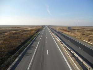 Autostrada Bucuresti Pitesti,  km 70,  Petresti,  6, 5 hectare