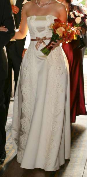 Vand Rochie mireasa Bien Savvy