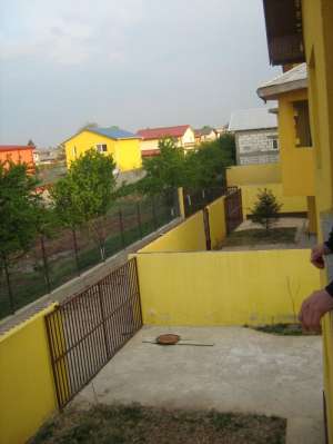 MILITARI ROSU