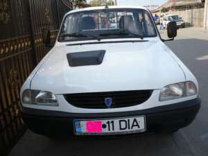 vind autoutilitara dacia   5 locuri   2006 mai   15000 km