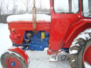 vand urgent tractor u445