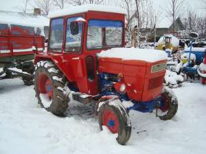 vand urgent tractor u445