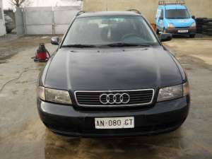 Dezmembrez Audi A4 an 1998