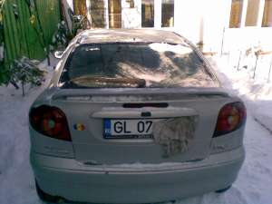 renault megane coupe avariat