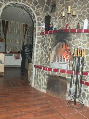 Inchiriem cabana