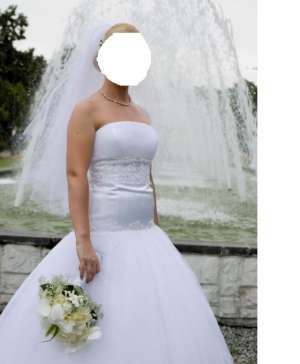 vand rochie de miresa