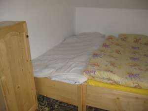 DAU IN CHIRIE CABANA PE VALEA MURESULUI
