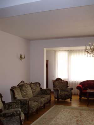 Oferte inchirieri rezidential -Sos.Kiseleffapartament 4 camere