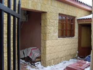 Vand casa cu 2 camere Navodari