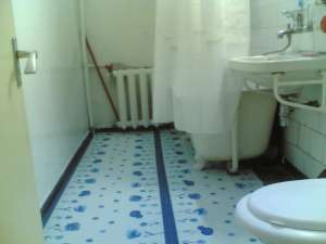 inchiriez apartament 2 camere in mangalia