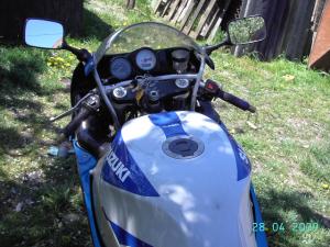SUZUKI GSXR 600