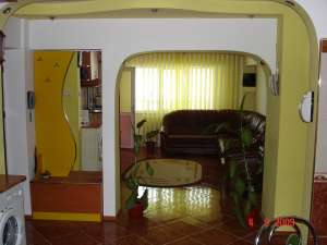 INCHIRIEZ APARTAMENT