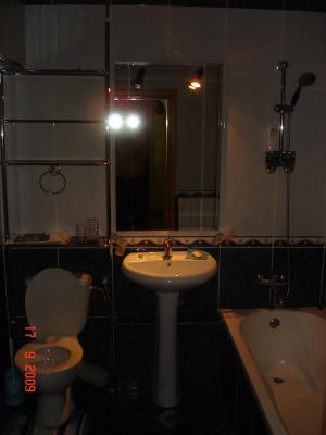 INCHIRIEZ APARTAMENT